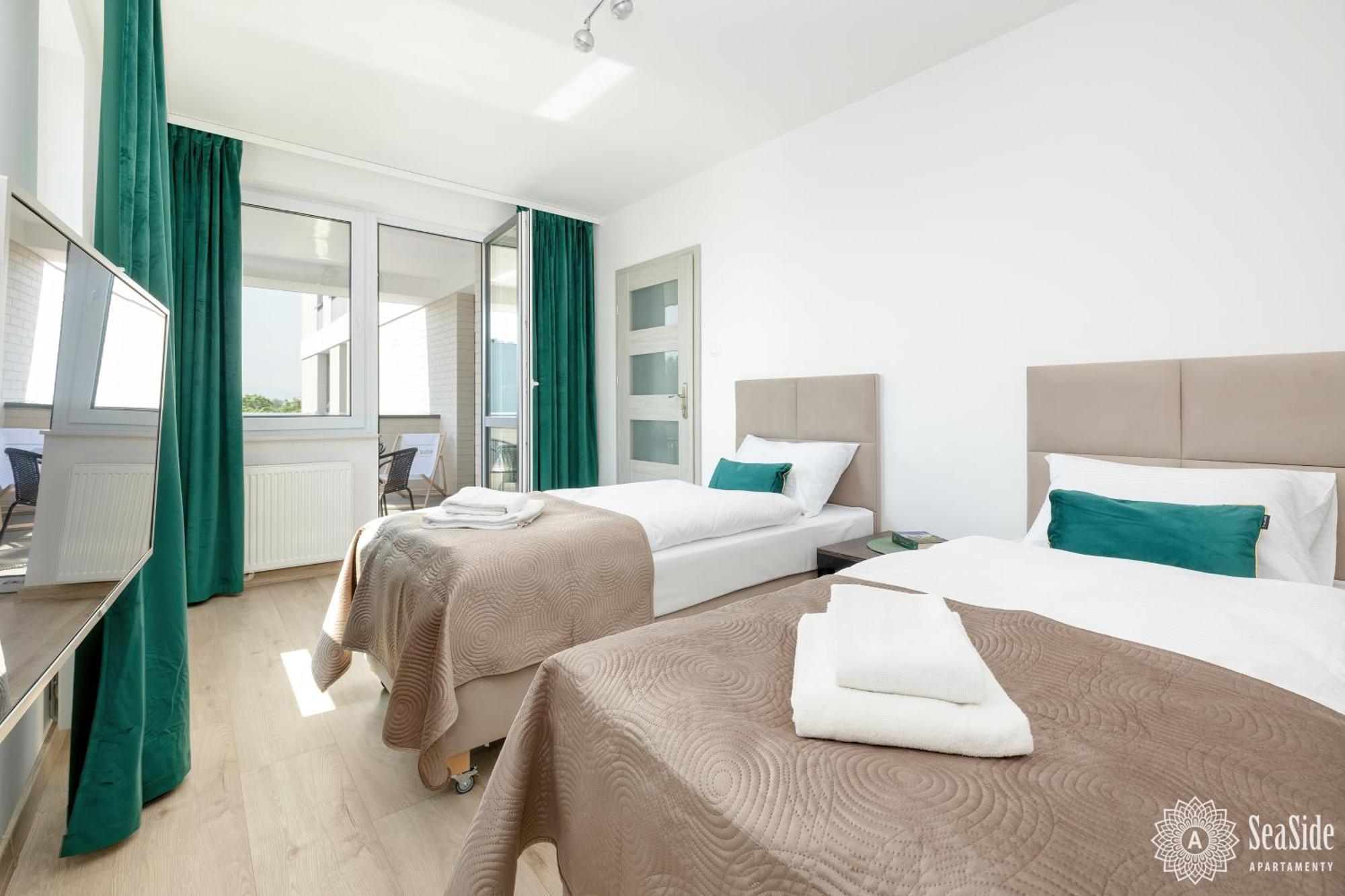 Seaside Apartamenty Platany Kolobrzeg Exterior photo