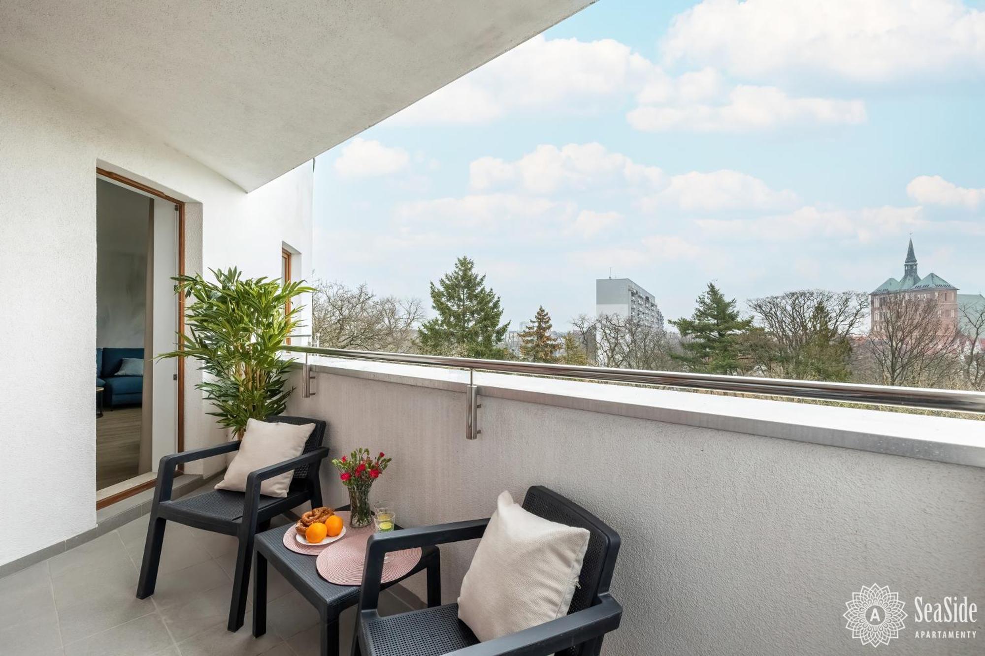 Seaside Apartamenty Platany Kolobrzeg Exterior photo